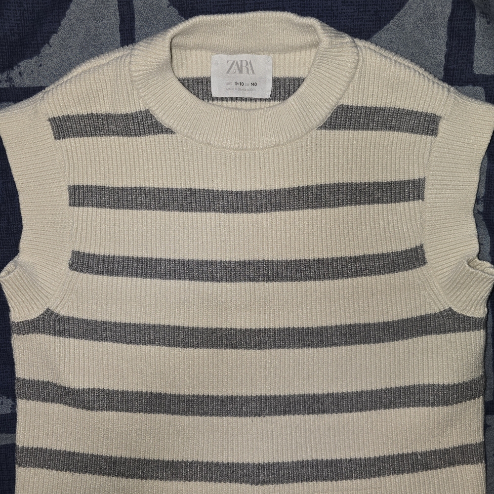 Zara Cream and Gray Striped Sleeveless Top